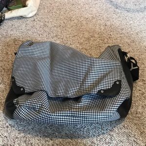 Crossbody duffle